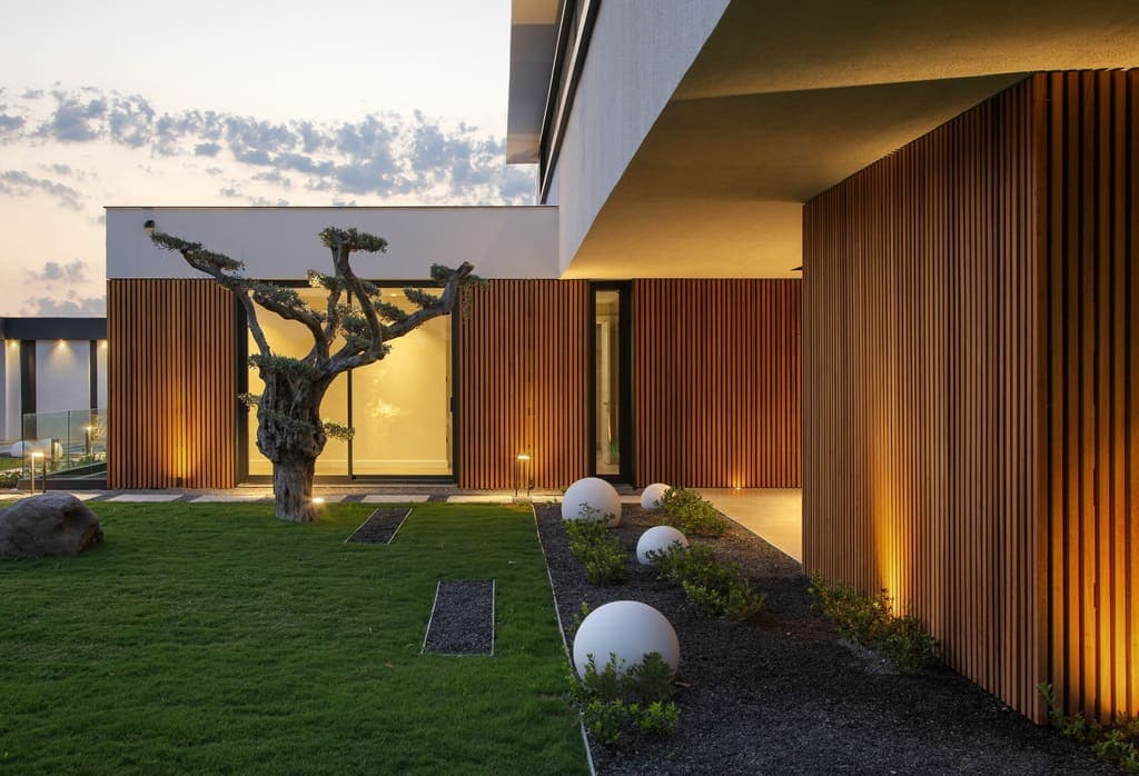 Ipe Beyond the Deck: Siding, Ceilings, Docks